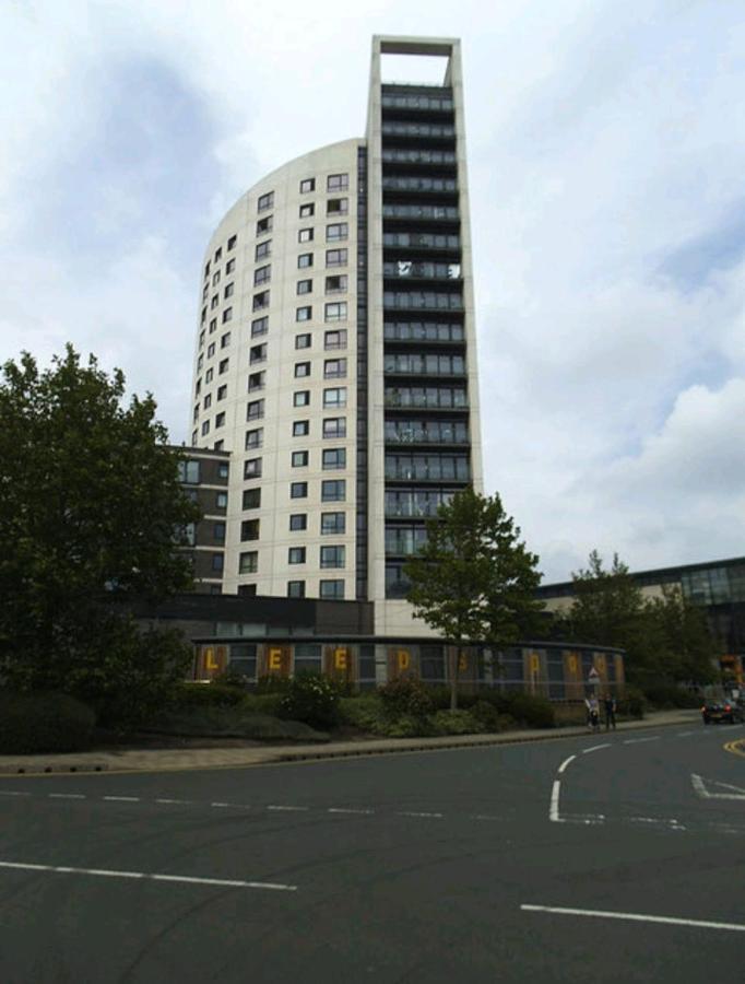 Leeds City Centre Apartment Life Exterior photo
